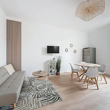 Superbe Renove 1 - Mantega Ницца