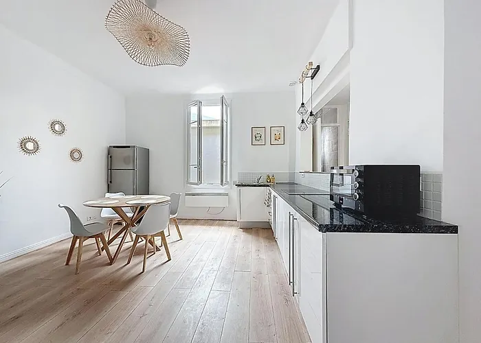 Superbe Renove 1 - Mantega * Ницца